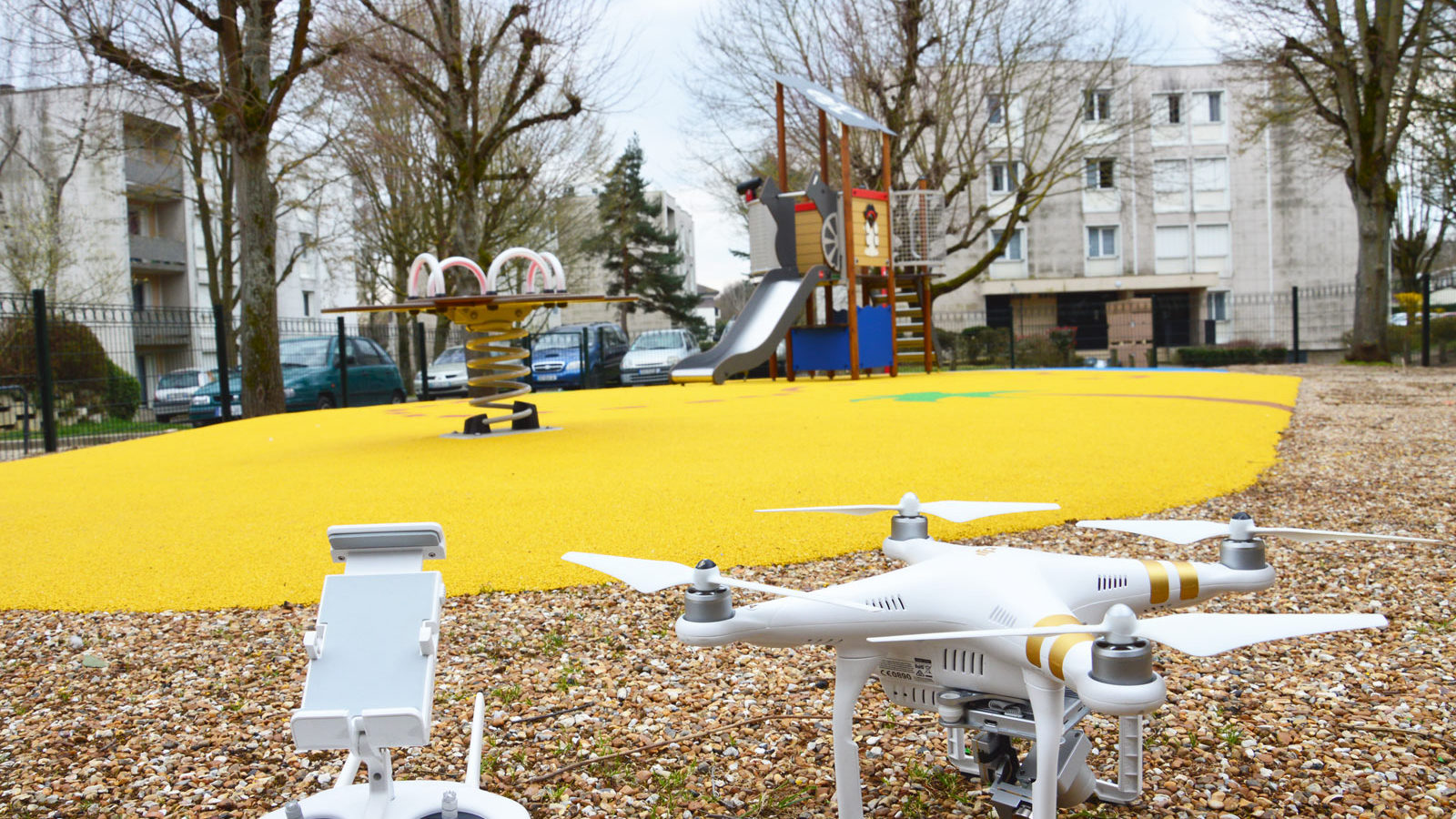 Aire de jeux thématique chasse au trésor à Bouffémont - Square Eiffel